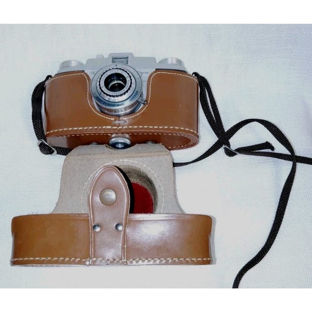 Kodak Pony 135-44MM Aniston Lens Leathercase CAMERA UNTESTED